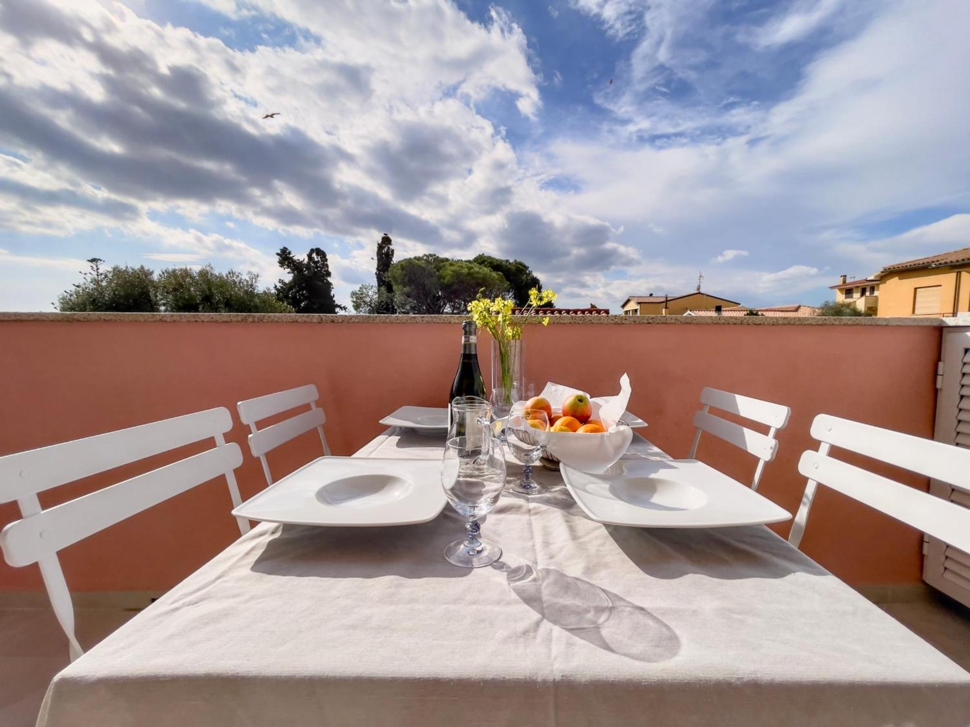 Atmosphera, Appartamento 180 M Dalla Terza Spiaggia Golfo Aranci Exterior photo